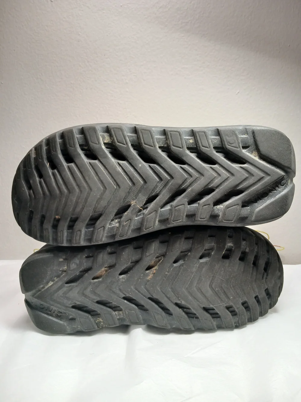 Vionic Unisex Black Slip-On Slide Sandals *Need Cleaned* Mens Sz 9.5 Womens 11